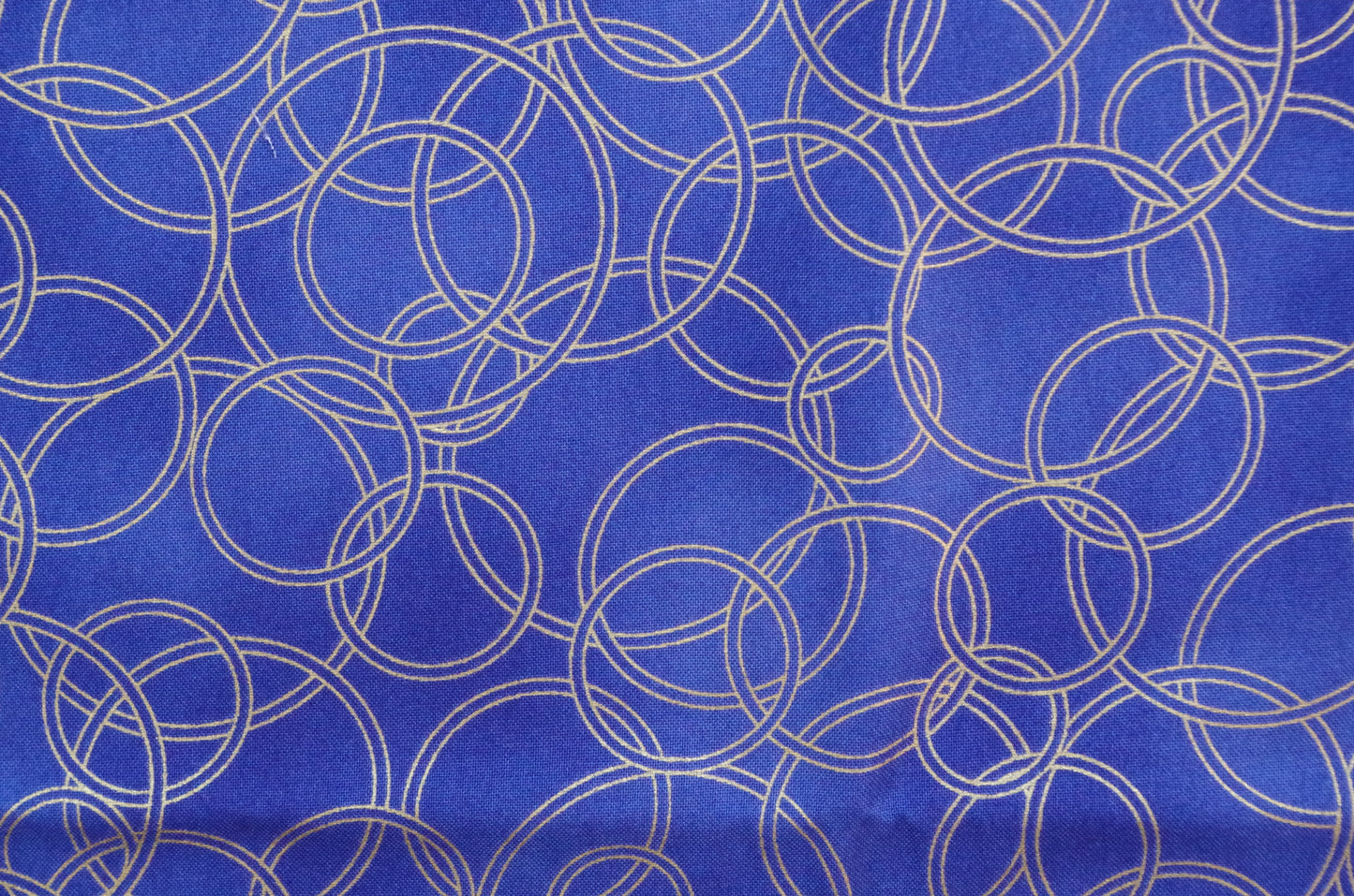 Qulting Cotton - Fat Quarter - Rings Blue