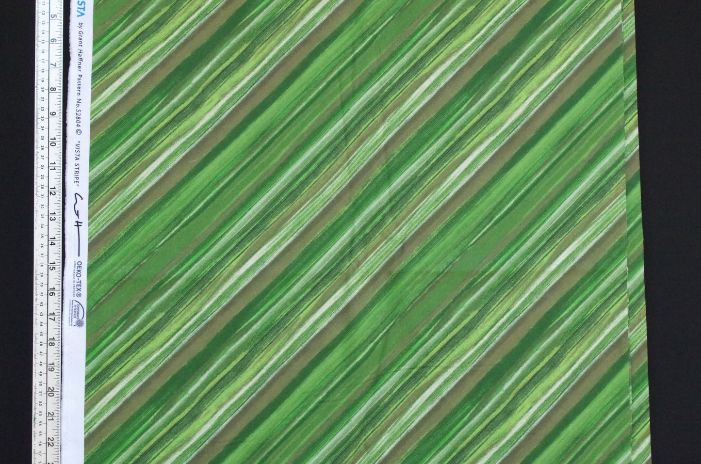 Qulting Cotton - Fat Quarter - Windows Green