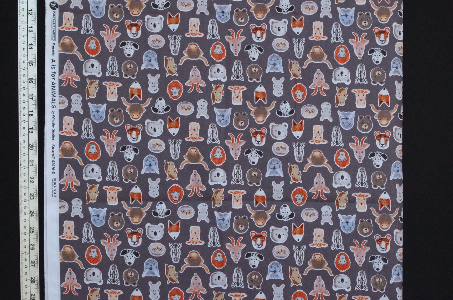 Qulting Cotton - Fat Quarter - Animals Dark Blue