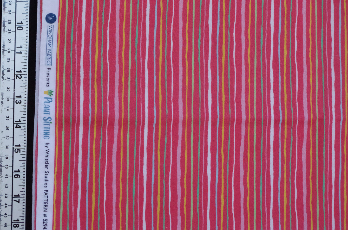 Qulting Cotton - Fat Quarter - Stripes Red
