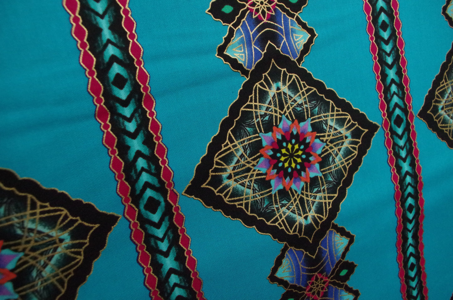 Quilting cotton - Turquoise Diamonds