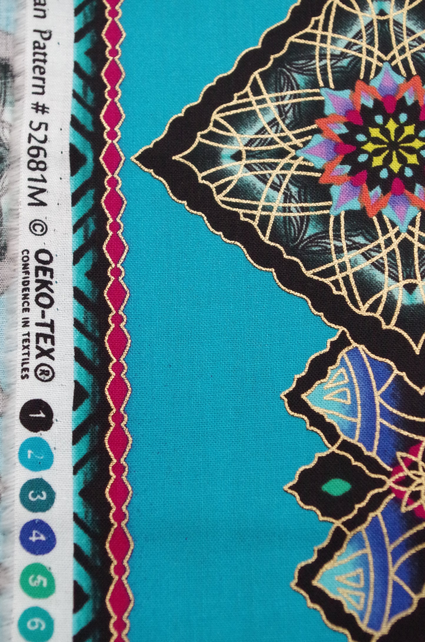 Quilting cotton - Turquoise Diamonds