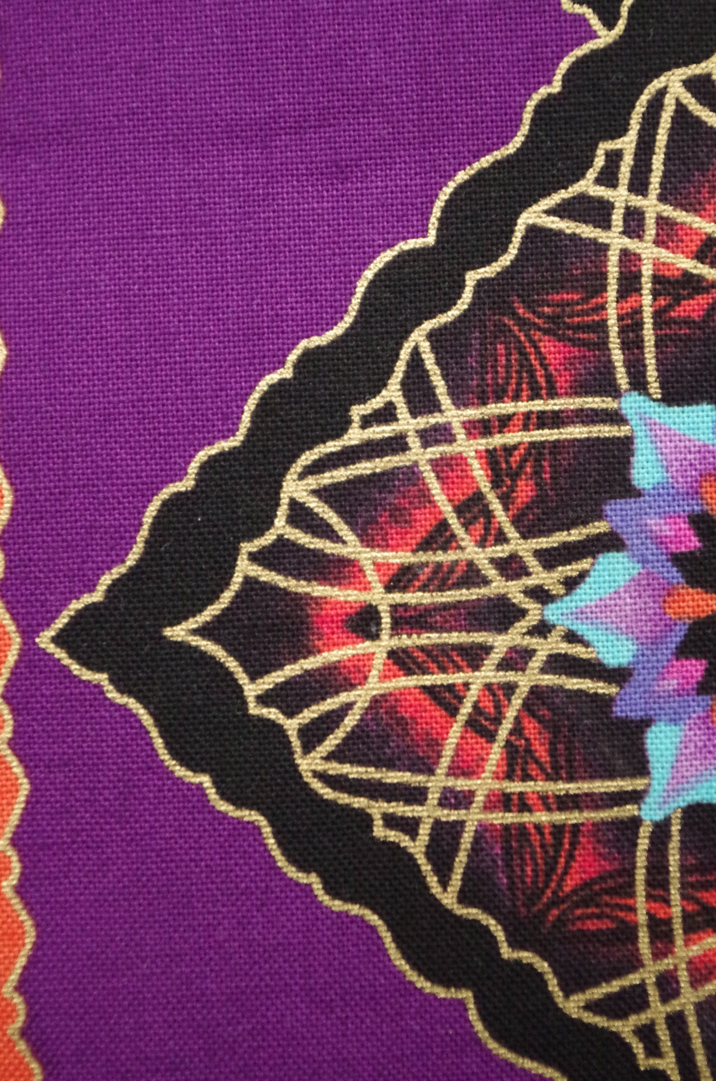 Quilting cotton - Purple Diamonds