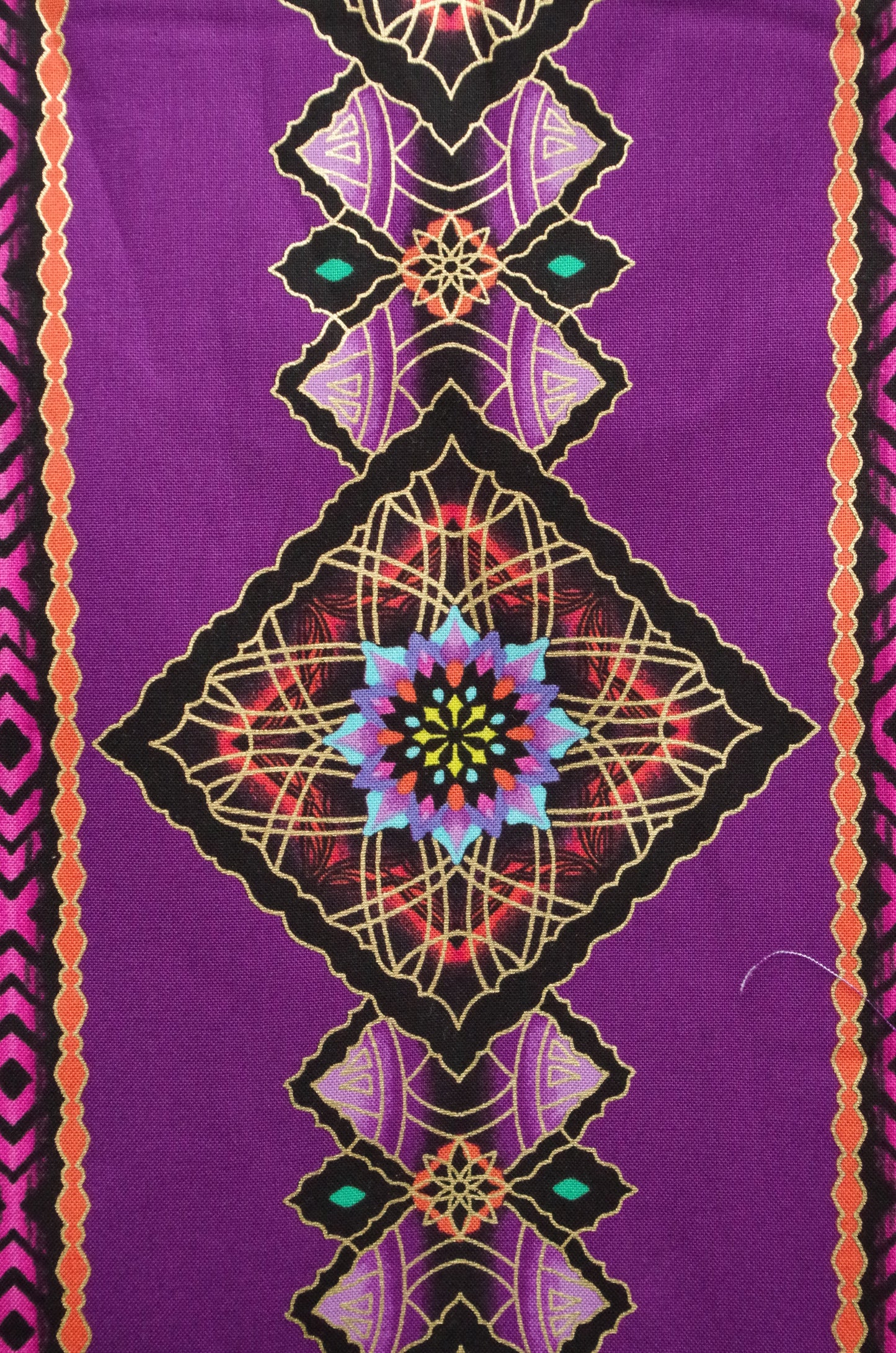 Quilting cotton - Purple Diamonds